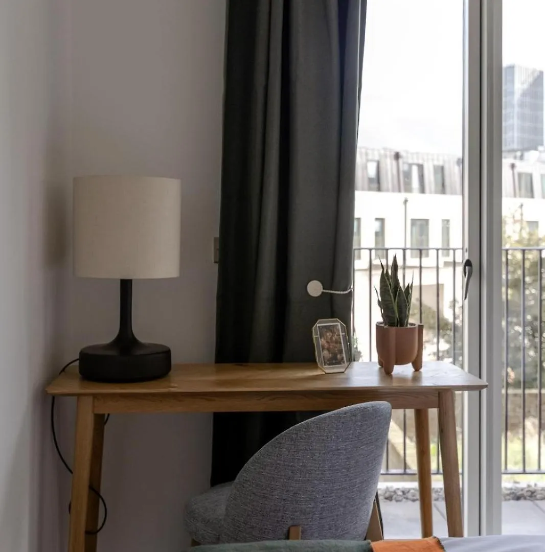 Cozy London Stay Olympic Park And Stratford Apartment